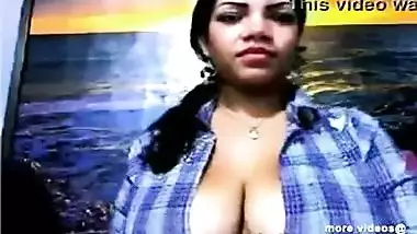 Indian milf showing her naughty side
