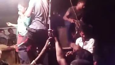 nude stage dance.MP4