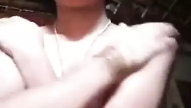 Boobs showing village maal on video call with boyfriend