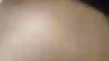 Desi Unhooking bra solo selfie