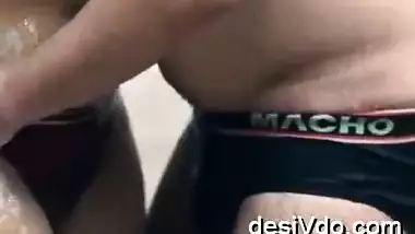 indian bhabhi romance in shower