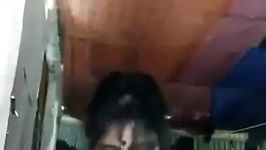 Unsatisfied tanker bhabhi