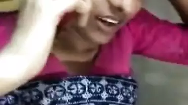 Indian college girl bj to bf with phone part 2