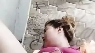 Hot Nepali sex video of a hot babe fucking with a cucumber