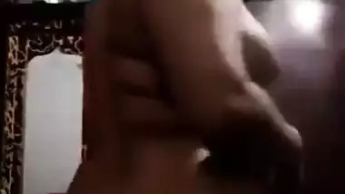 Bangladeshi Cute Bhabhi from Sylhet Solo Nude MMS