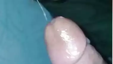 Lady sucks Indian big black dick in desi sex MMS