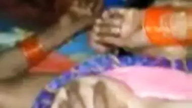 Mere Randi chachi ka video dekho batao jawani me kitna land