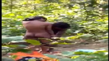Nadi Kinare Jungle Sex Video fuck indian pussy sex on Pornkashtan.net