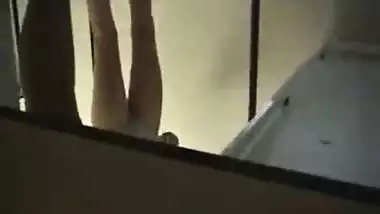 Desi babe changing her clothes in the gym