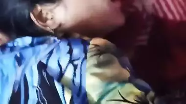 Hyderabad Muslim lady’s local xxx chudai with her lover