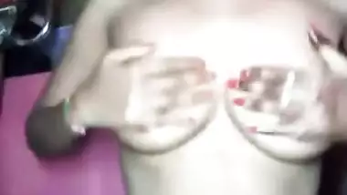 Desi Babe Chandini Showing Boobs