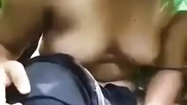 Bangla Desi chick performs a XXX striptease show in the fresh air