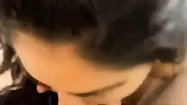 Skinny girlfriend blowjob to boyfriend wearing cap