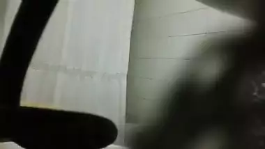 Sexy Indian Girl Peeing Caught On Cam