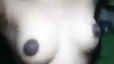 Village girl records her first sex MMS while riding a dick