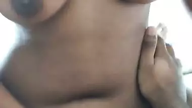 Tamil milf rides on her lover’s cock in desi MMS