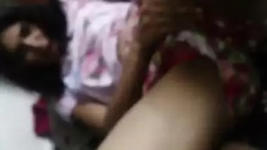 Tamil Beautiful Cousin Showing Yummy Boobs And Tight Pussy – With Hindi Audio