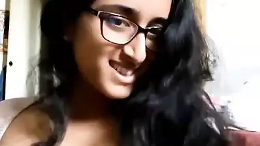 Indian girl without bra shows beautiful naked boobs
