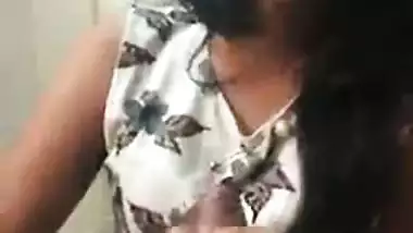 Pleasant Indian girl oral sex to her lover MMS sex episode