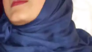 Muslim lady’s hardcore roleplays in Indian sex videos