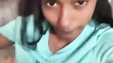 Bihari girl gives a quick desi blowjob to her stepbrother