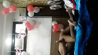 Loud moaning Indian XXX video with friends wife