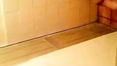 Girl spying on her stepmom having nude bath