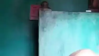 Indian village hottie – Desi nude acrobat show