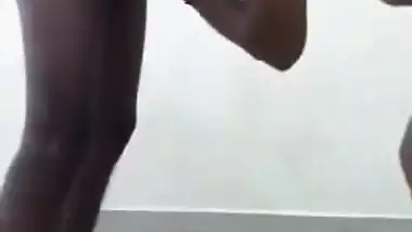 Young Tamil guy fucks Desi XXX auntie’s pussy and mouth in various poses MMS