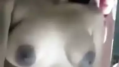 Indian hottie self pleasure masturbation