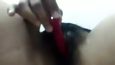 Indian girl sex movie of a hairy lady masturbating hard 