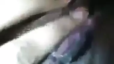 Cute Kolkata girl fingering wet pussy viral video MMS