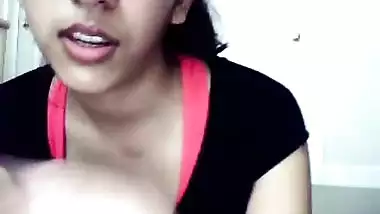 Desi hot sister Rishana showing her nude