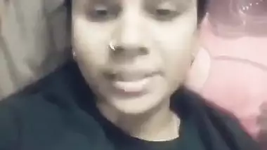 Cute Girl Showing For Bf With Hindi Talk Video