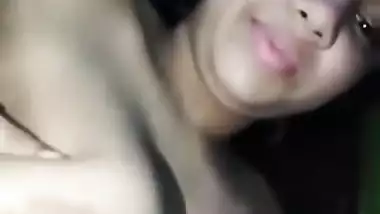 Desi cute collage girl show her sexy pussy
