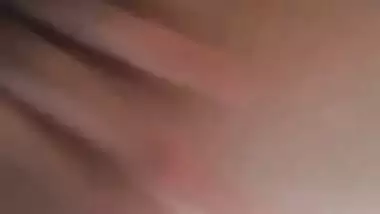 Kanpur girl strips and records her desi nude mms