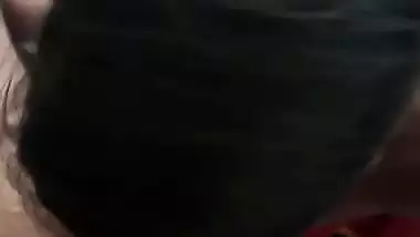 Marathi girl gives an Indian blowjob to her friend