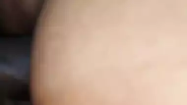 Hd desi sex video of a couple fucking in the bathroom