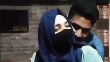 Karachi guy squeezes his sister’s boobs behind his parents
