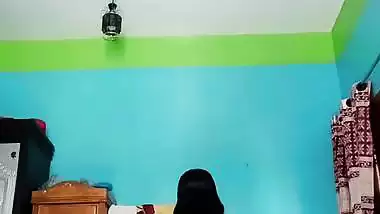 Bengali girl spreading ass in nude viral xxx clip