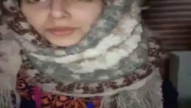 Pakistani Gals Kubsurat - Beautiful Pakistani Office Girl Gets Into Naughty Sex Act.html wild indian  tube