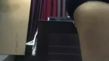 Full nude Paki Islamabad bhabhi fingering yoni video