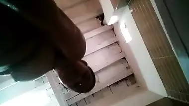 Shameless desi girl spreading ass in bath