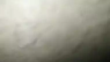 Shy Dehati Bhabhi vagina show MMS video