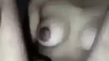 Sexy 18 yr old teen masturbating Indian girl nude video