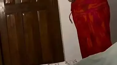 Huge tits MILF pics and nude videos before viral sex