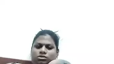 Tamil Bhabhi Cumshot on Body