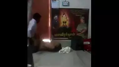 Indian xxx Tamil sex video of cheating wife Tripthi with tenant