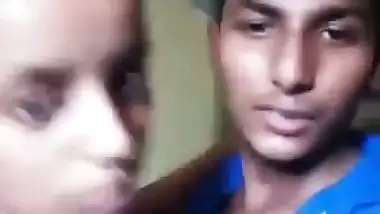 Indian dehati lovers kiss and fondle