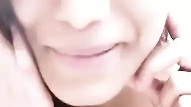 Poonam Pandey webinar on covid – Uncut nipple slip